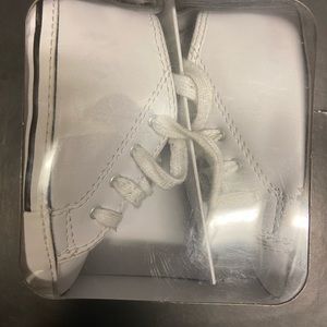 All white newborn converse soft soles